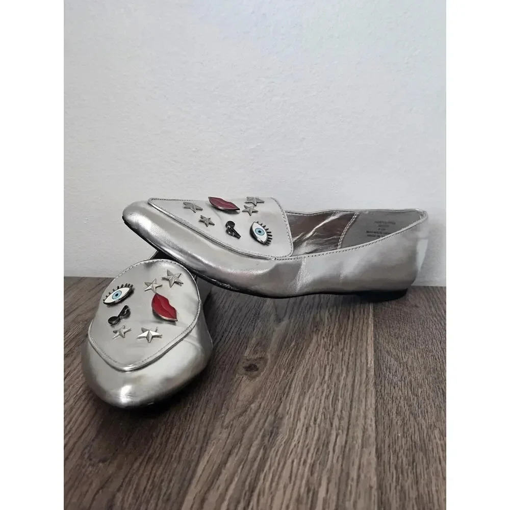 Rampage Silver Pointed Toe‎ Loafers Embellished Eyes Lips Stars Women size 6.5